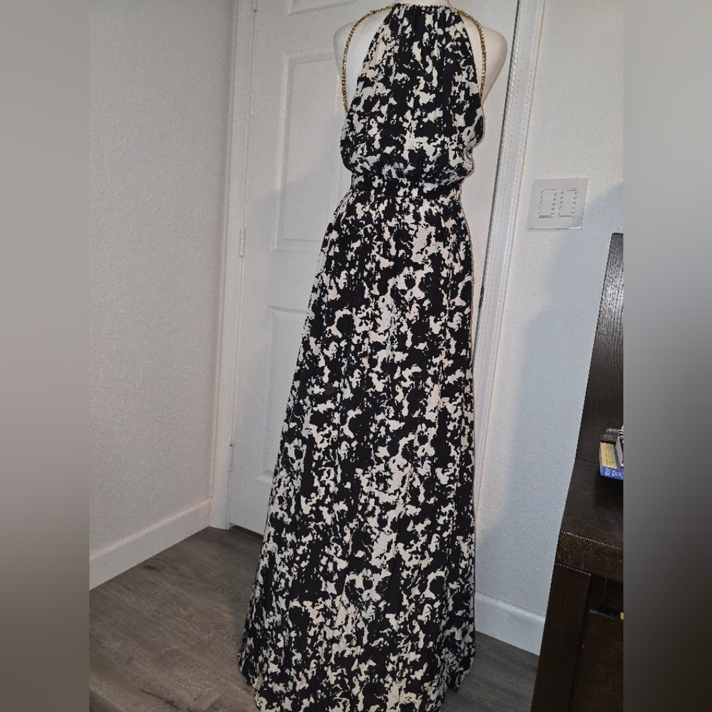 Balmain black and White Halter Maxi goddess style dress with golden chain on top - Picture 2 of 9